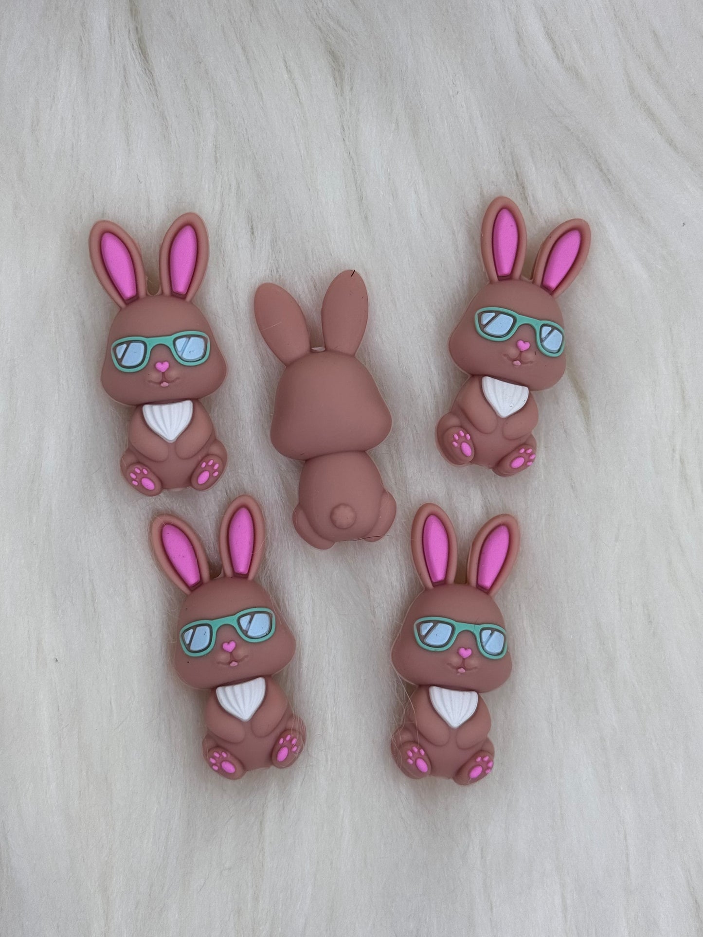 3D Bunny w/ Shades Focal Bead